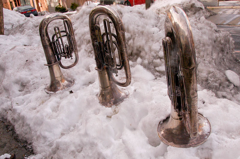 snow-tubas